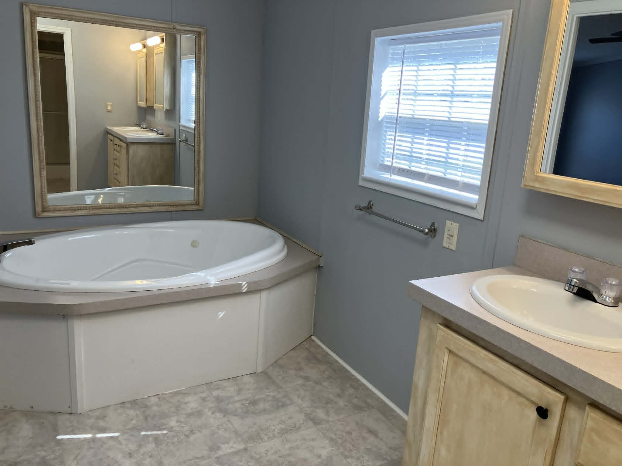 Lot 327